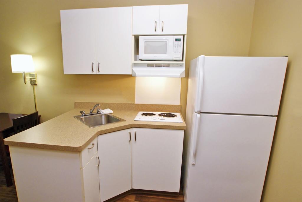 Extended Stay America Suites - Raleigh - Cary - Regency Parkway North Экстерьер фото