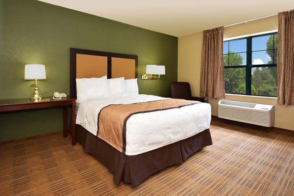 Extended Stay America Suites - Raleigh - Cary - Regency Parkway North Экстерьер фото